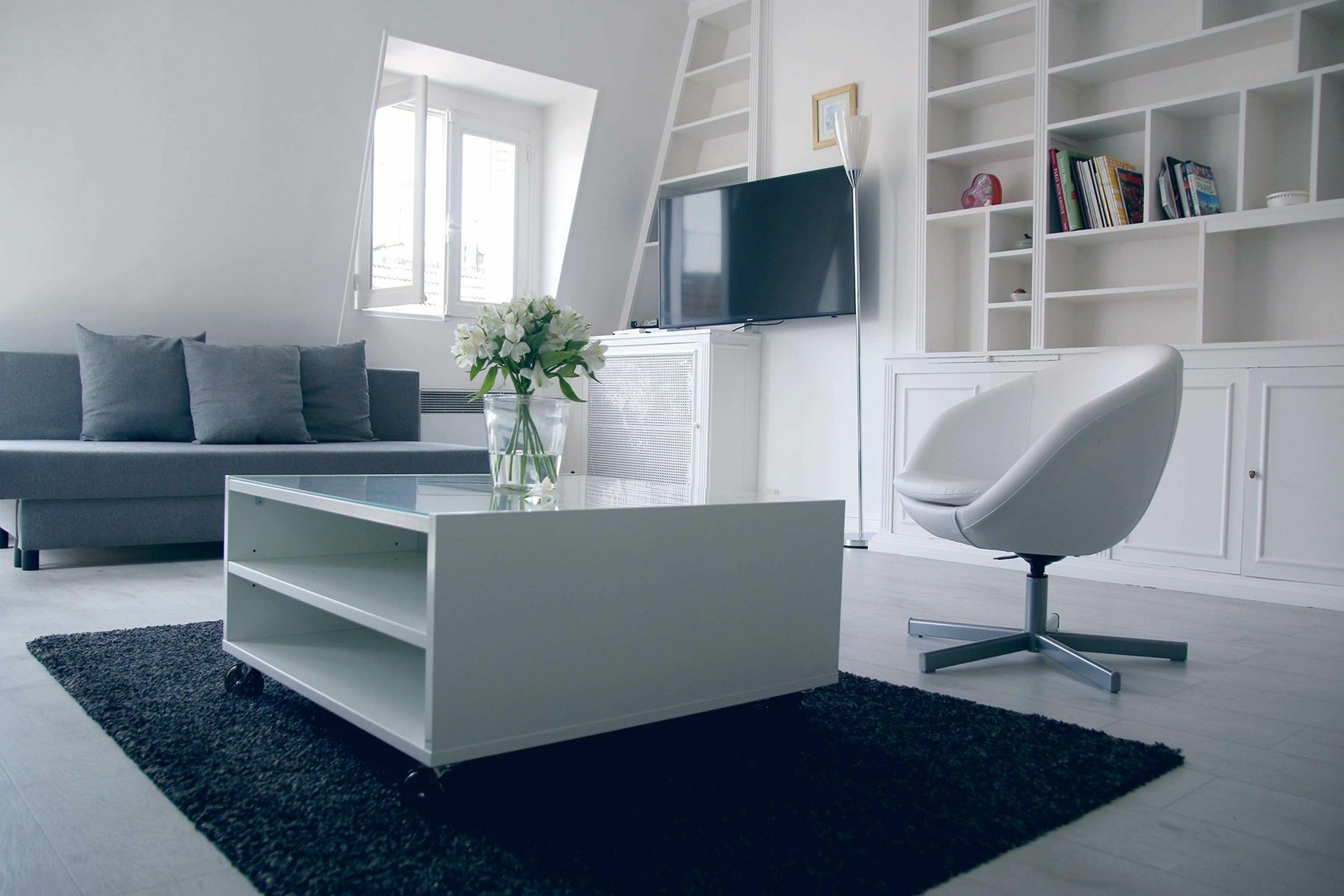 Rue De Ponthieu Central Furnished Apartment Paris Exterior photo
